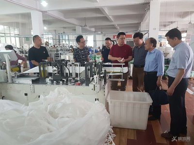 安徽產(chǎn)品質(zhì)量監(jiān)督檢驗研究院在我市開展口罩產(chǎn)品質(zhì)量監(jiān)督抽查工作